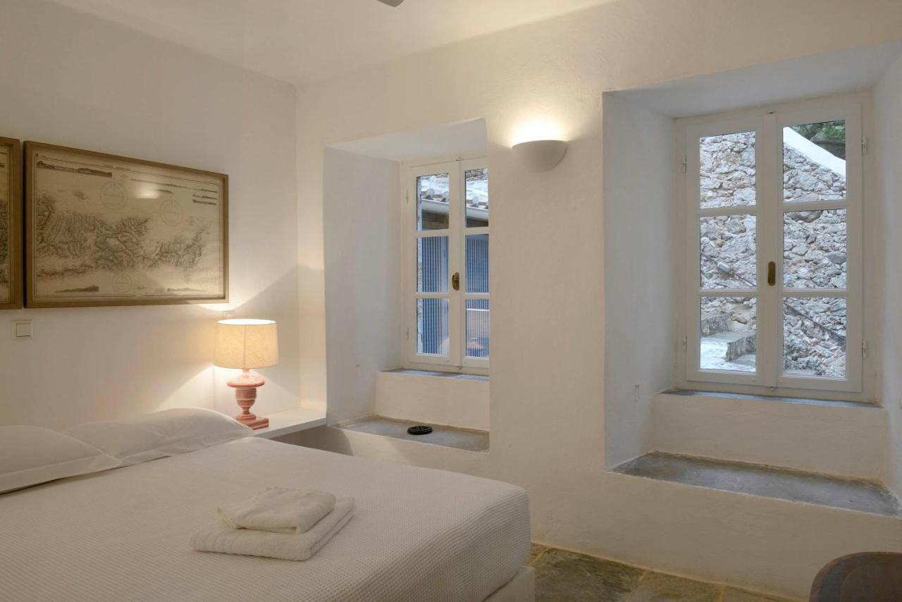 Patrick & Joan Leigh Fermor House Bed & Breakfast Кардамили Екстериор снимка