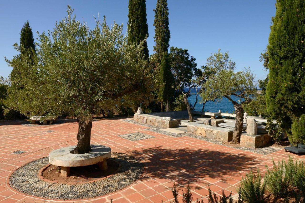 Patrick & Joan Leigh Fermor House Bed & Breakfast Кардамили Екстериор снимка