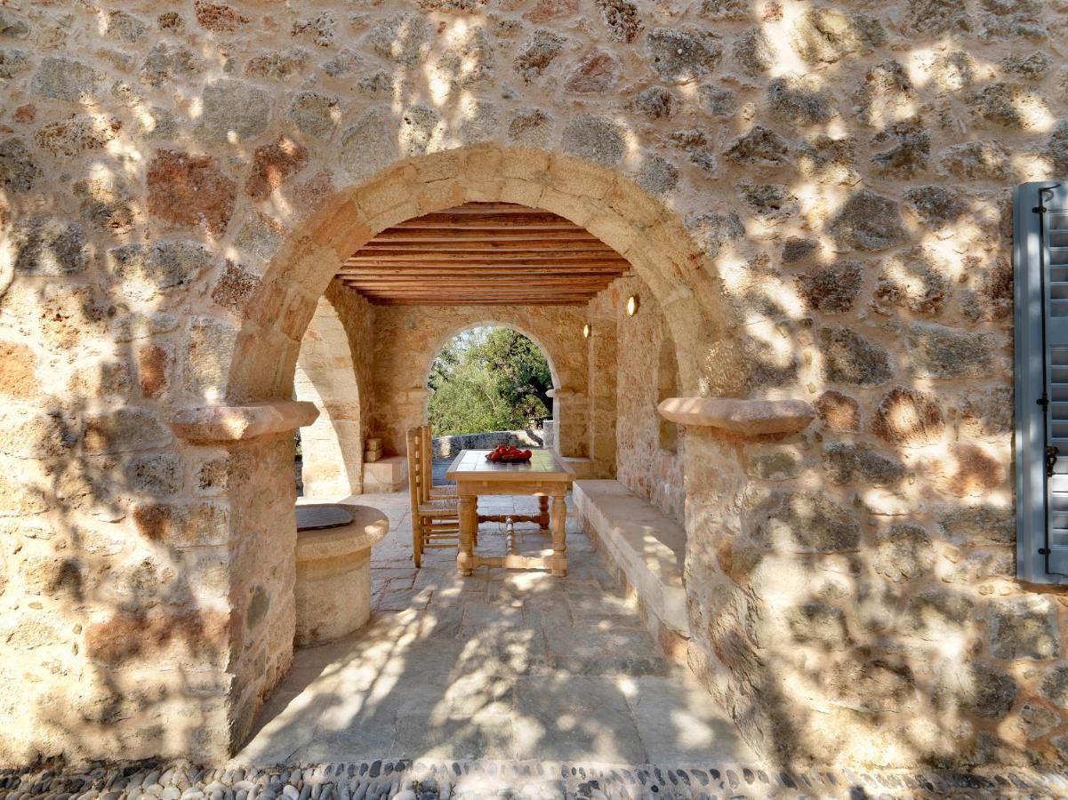 Patrick & Joan Leigh Fermor House Bed & Breakfast Кардамили Екстериор снимка