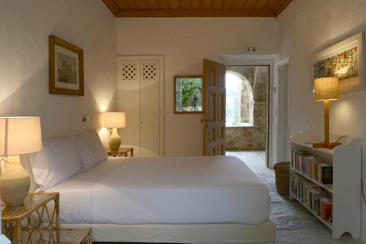 Patrick & Joan Leigh Fermor House Bed & Breakfast Кардамили Екстериор снимка